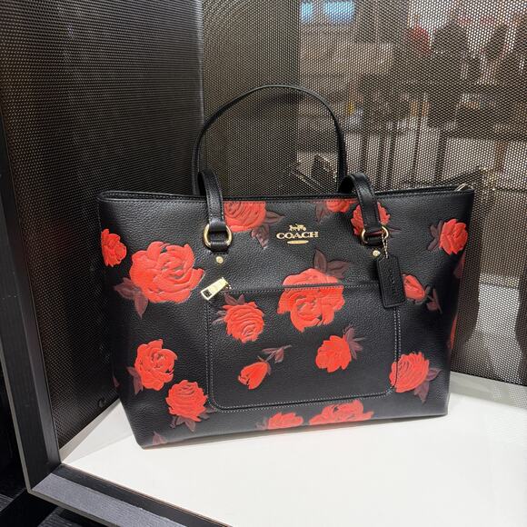 COACH Station Tote Bag With Floral Print CCE23 pebbled leather/Im/Black/Red - Picture 1 of 5
